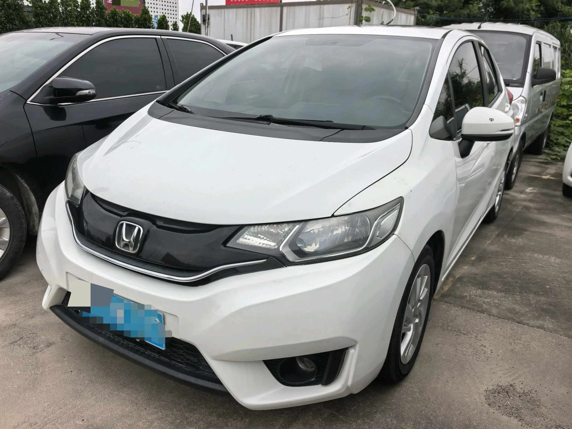 2014 Honda Fit 1.5L EXLI CVT Leading Edition