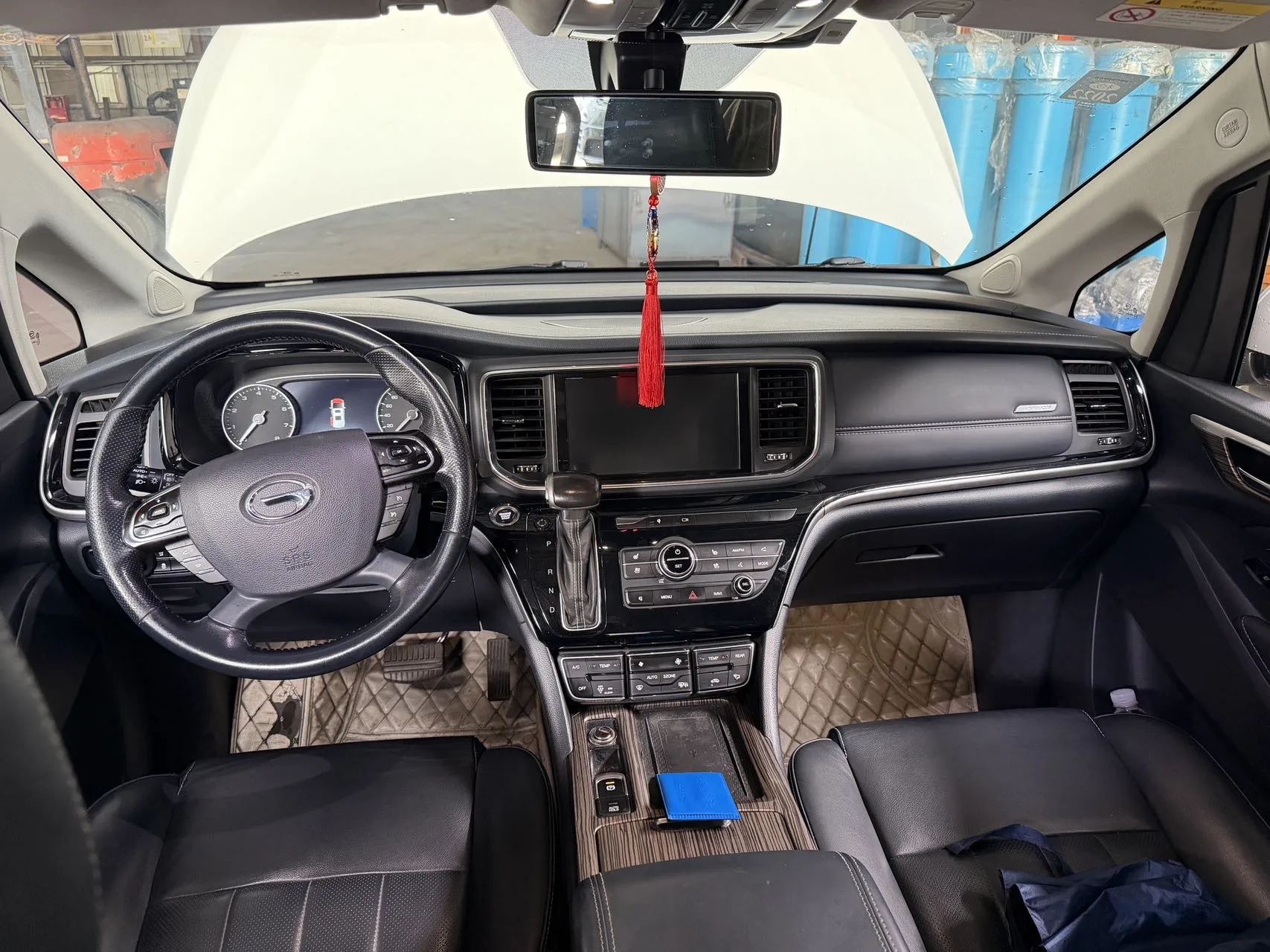 GAC Trumpchi M8 2019 Model Year 320T Premium Edition
