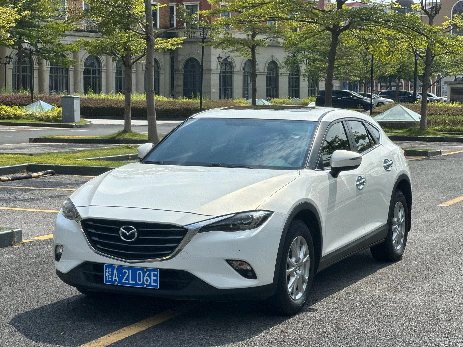 Mazda CX-4 2016 2.0L Automatic 2WD Blue Sky Premium Edition