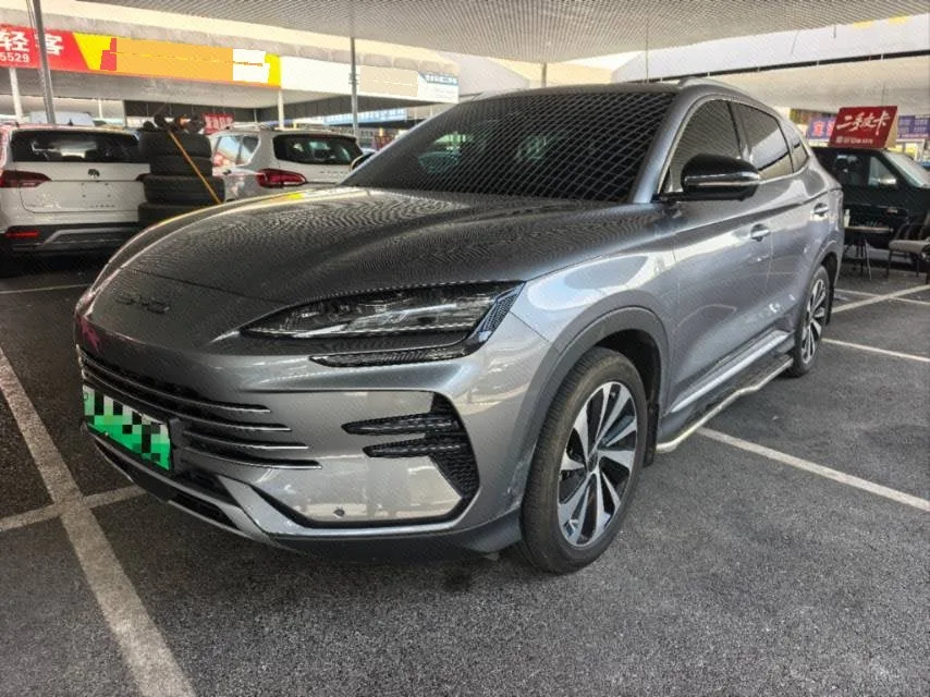 BYD 2023 Song PLUS DM-i 1.5 CVT Champion Edition 110KM Flagship PLUS Automatic