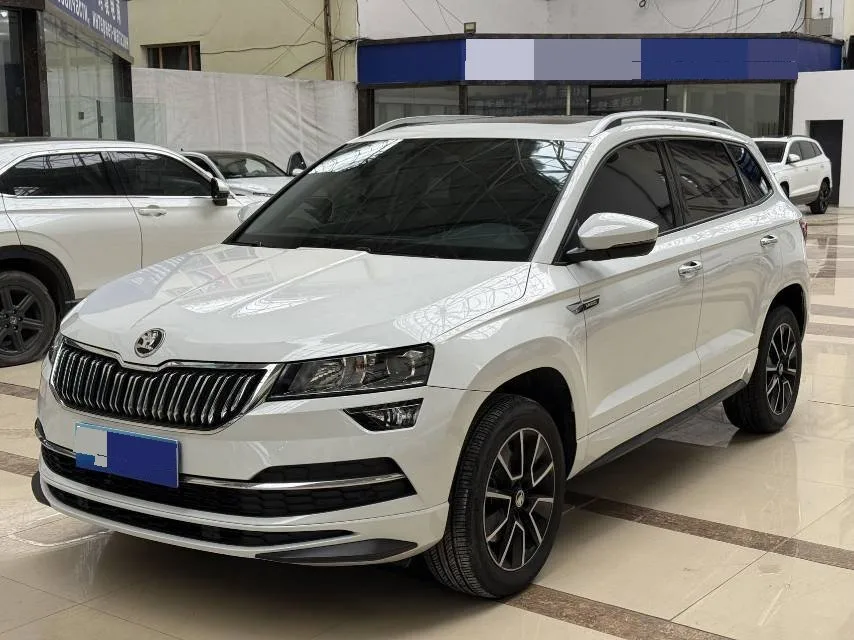 Karoq 2023 TSI280 Premium Edition