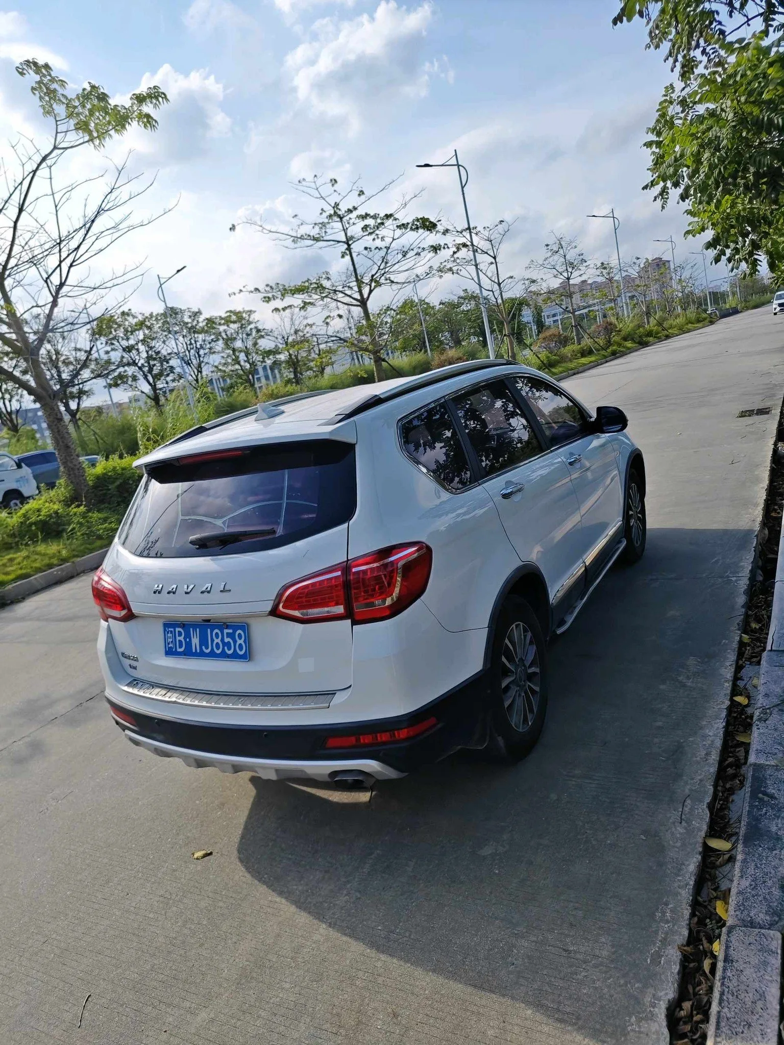 2017 Haval H6 Facelift Red Badge Sport Edition 1.5T Automatic Front-Wheel Drive Luxury Trim