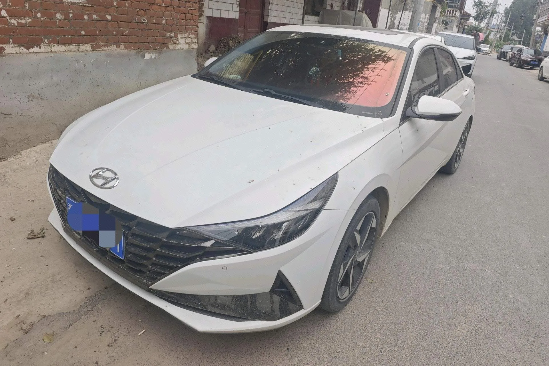 Hyundai Elantra 2021 1.5L CVT GLX Elite Edition
