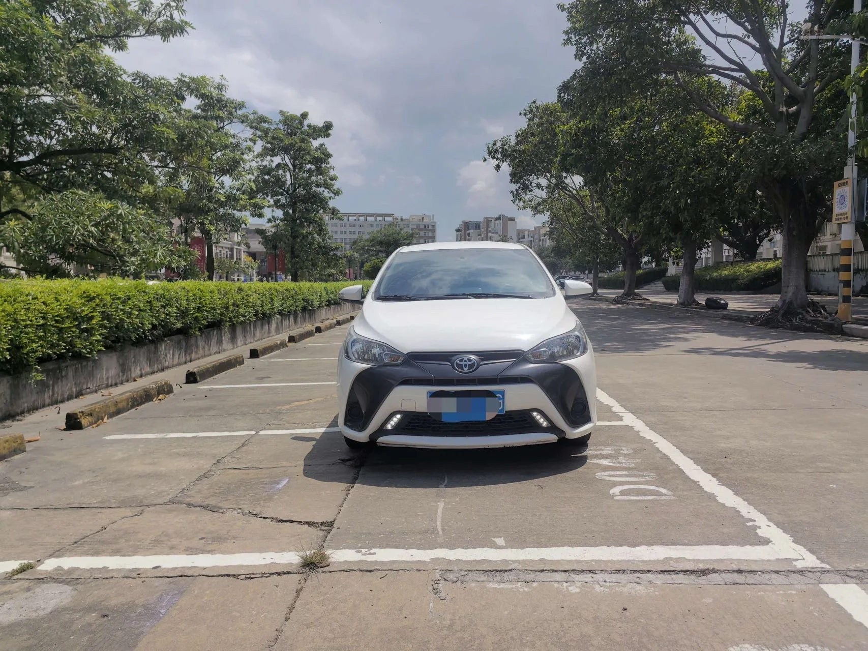 YARiS L Zhixuan 2020 1.5L CVT Leading Edition