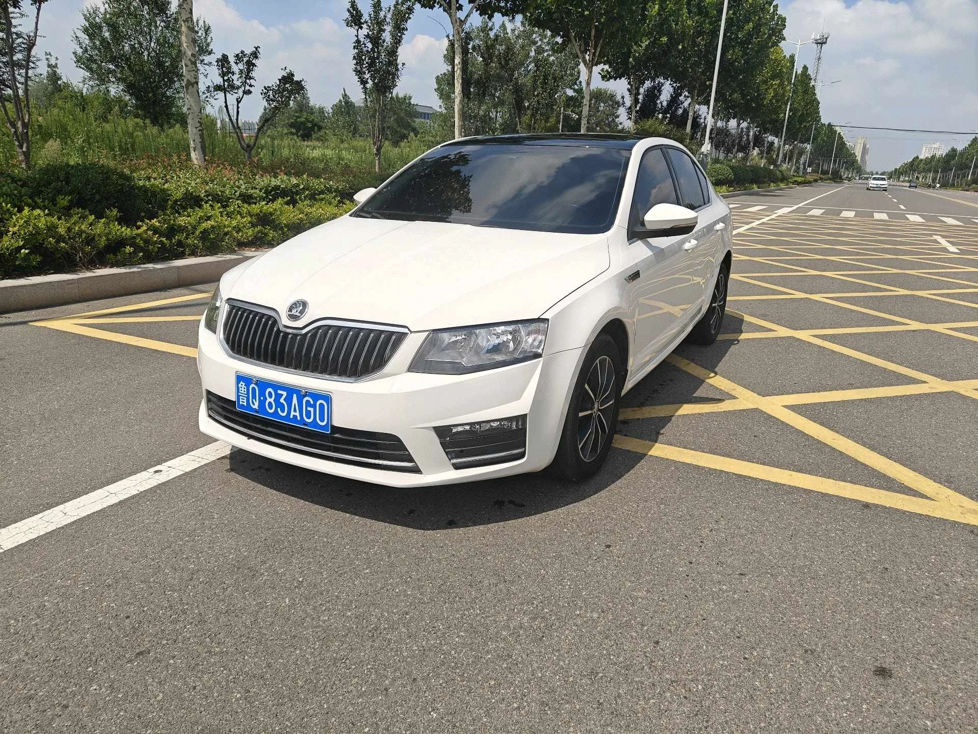 Octavia 2017 1.6L Automatic Smart Edition