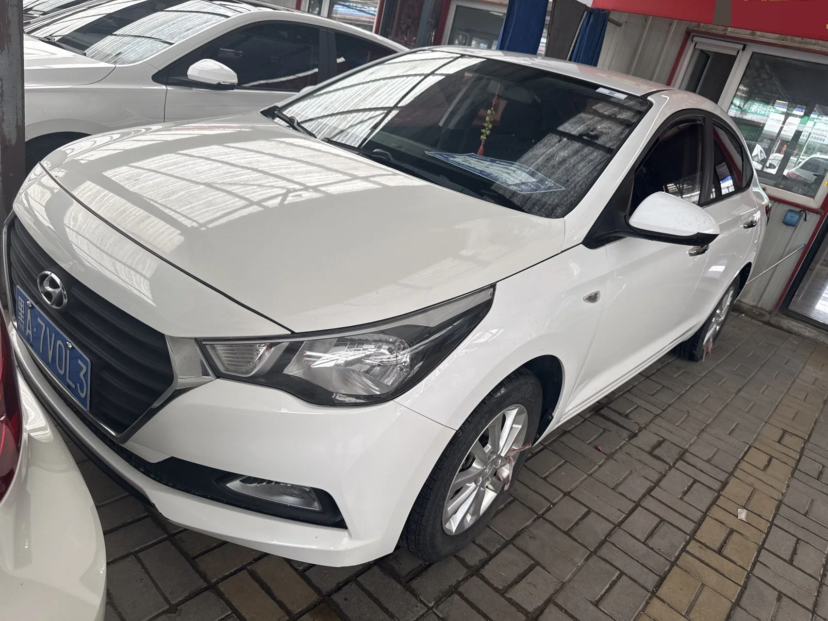 Hyundai 2017 Elantra 1.6 GL "Yue Mu" Edition, Manual Transmission