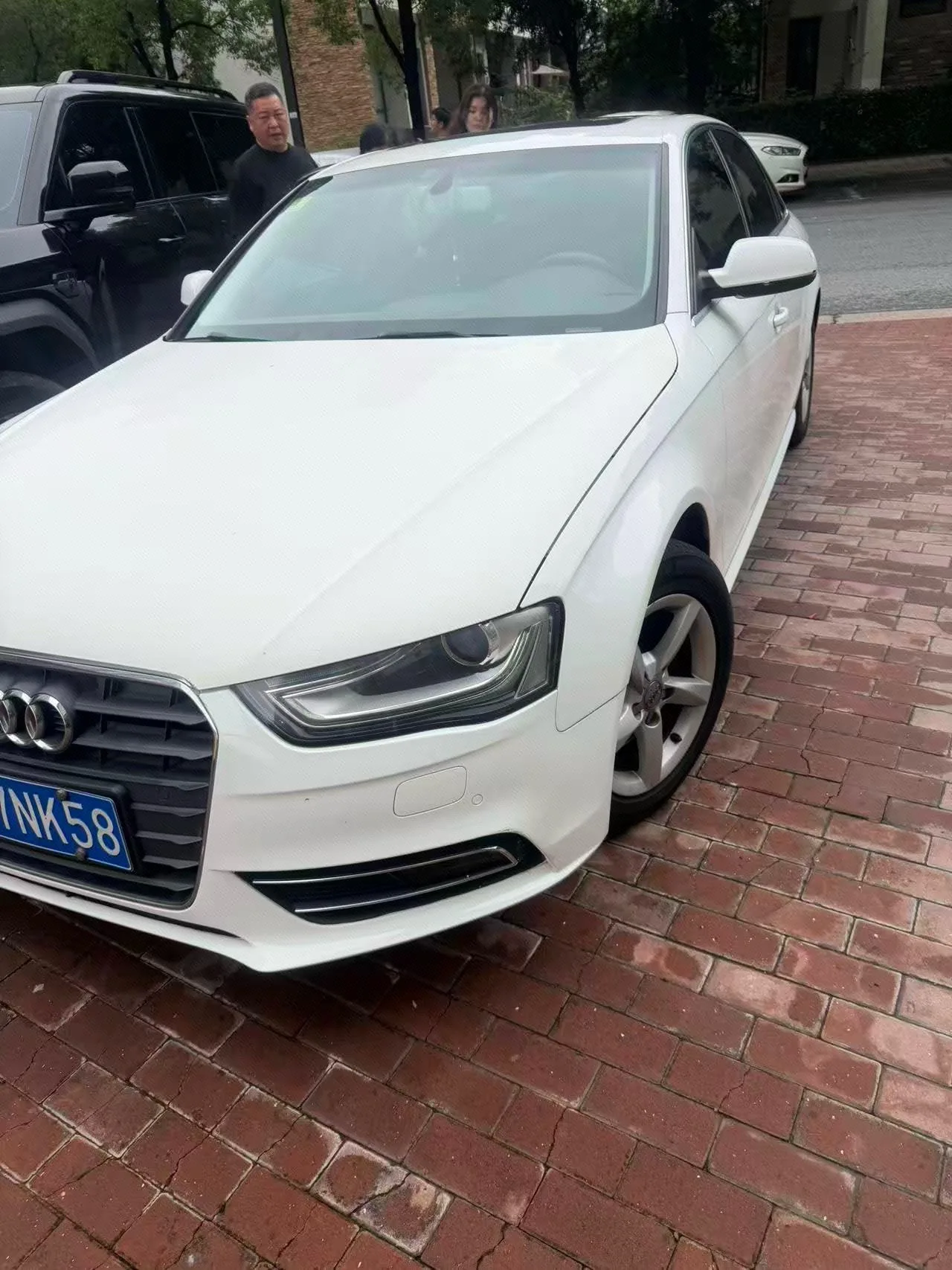 2013 Audi A4L 35 TFSI Automatic Standard Model