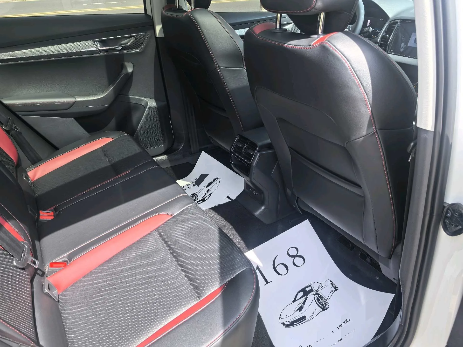 Karoq 2022 TSI280 Luxury Edition