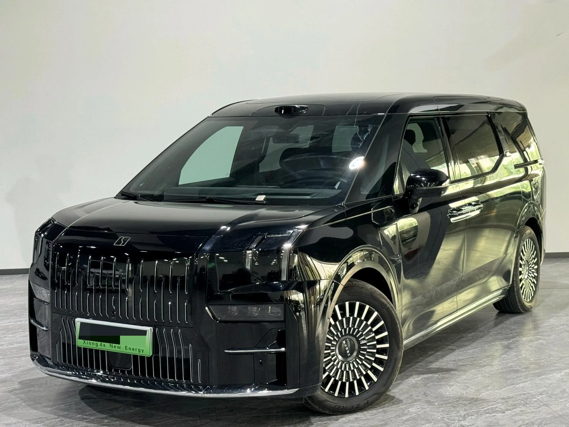 Extreme Krypton 009 2024 Model 7-Seat Aisle Edition 4WD 108kWh