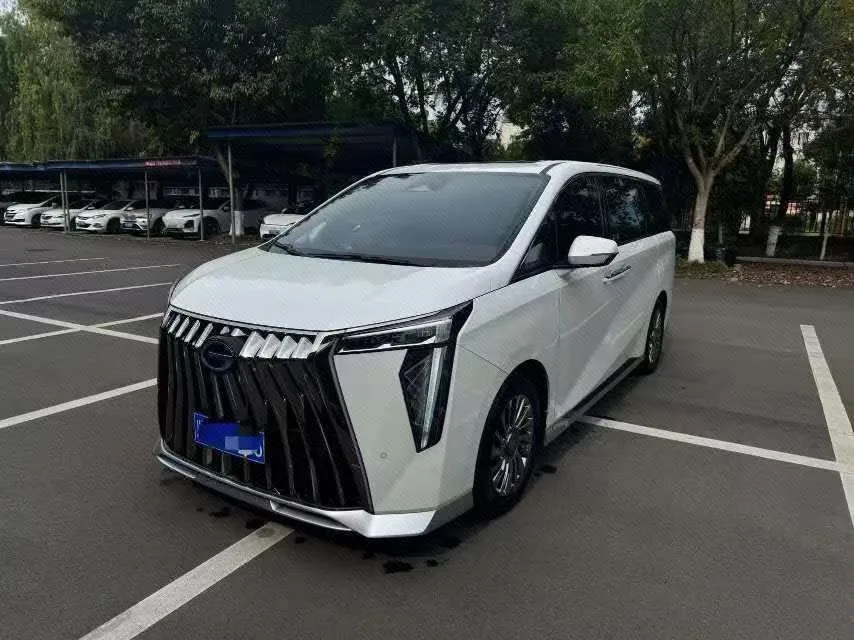 Trumpchi 2025 M8 Hybrid 2.0T Master Series Super Hybrid Automatic