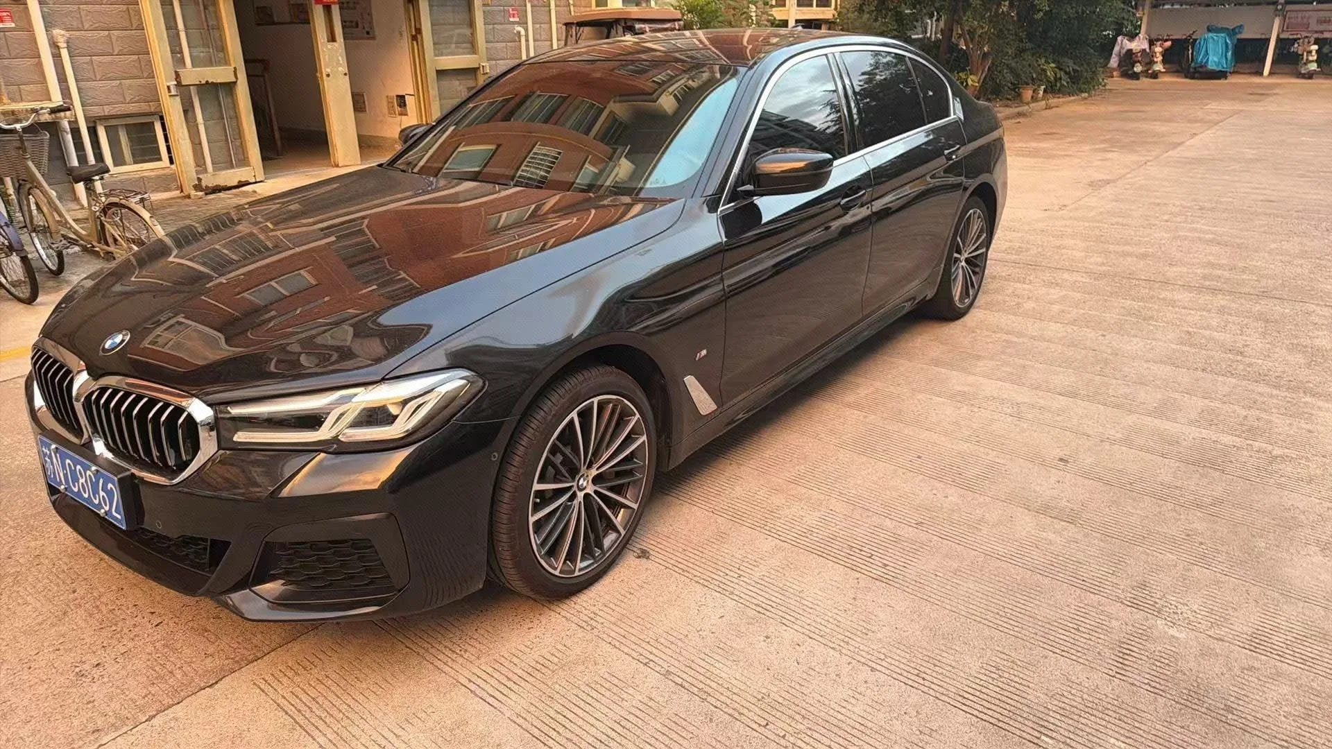2022 BMW 5 Series Facelift 530Li Leading Edition M Sport Package