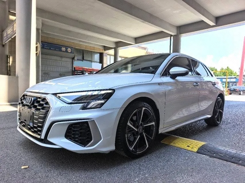 Audi A3 2022 Sportback 35 TFSI Fashion Sport