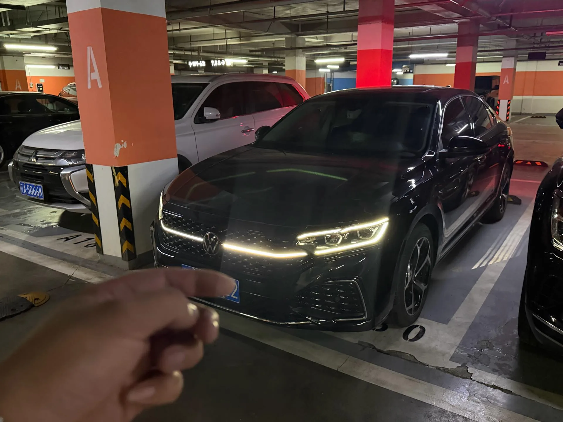 Volkswagen 2023 Passat 2.0TSI 330TSI Elite Edition (Facelift) Automatic
