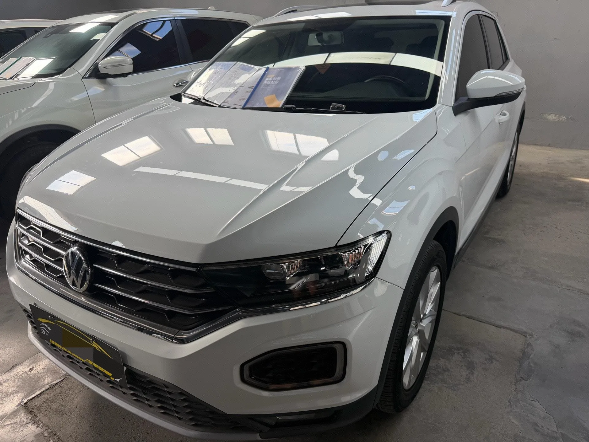2020 T-ROC, 280TSI DSG, Front-Wheel Drive, Ambition Trim