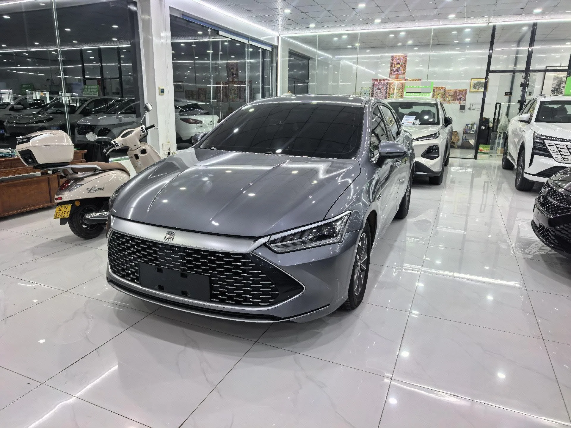 BYD 2024 Qin PLUS DM-i 1.5 CVT Glory Edition 55KM Leading Model Automatic