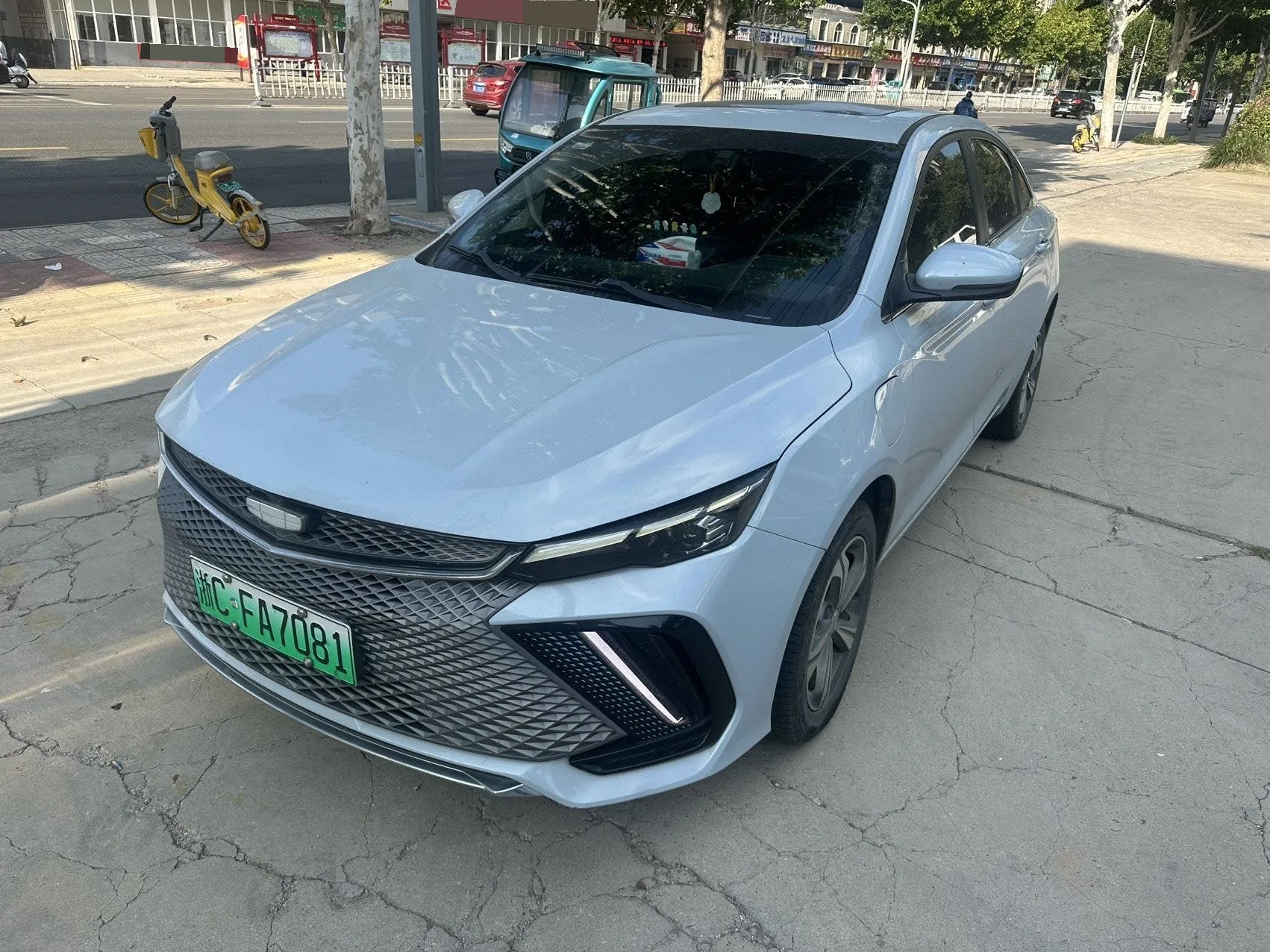 Emgrand L Thor Hi·P 2022 Model Year 1.5TD-DHT Pro 100KM Super Net