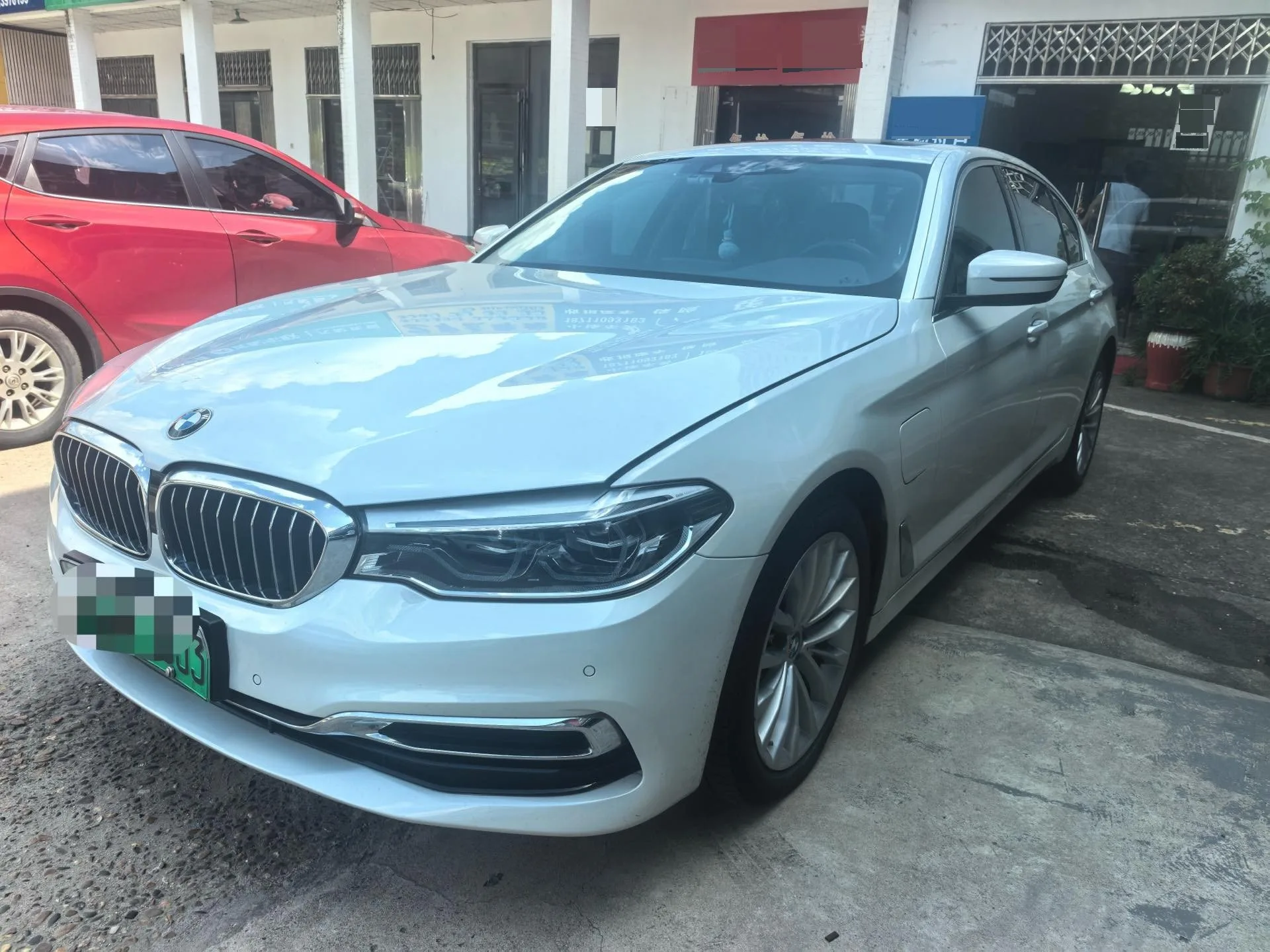 BMW 5 Series Electric, 2020 Model Year 530Le Luxury Package