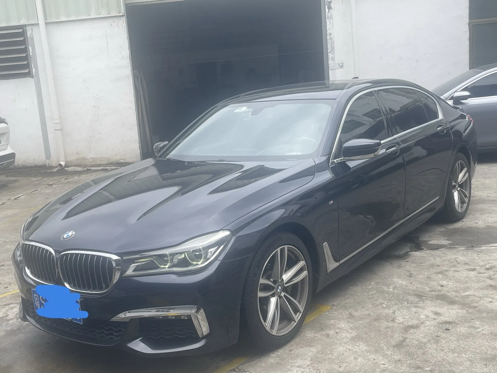 2018 BMW 7 Series 730Li Luxury M Sport Package