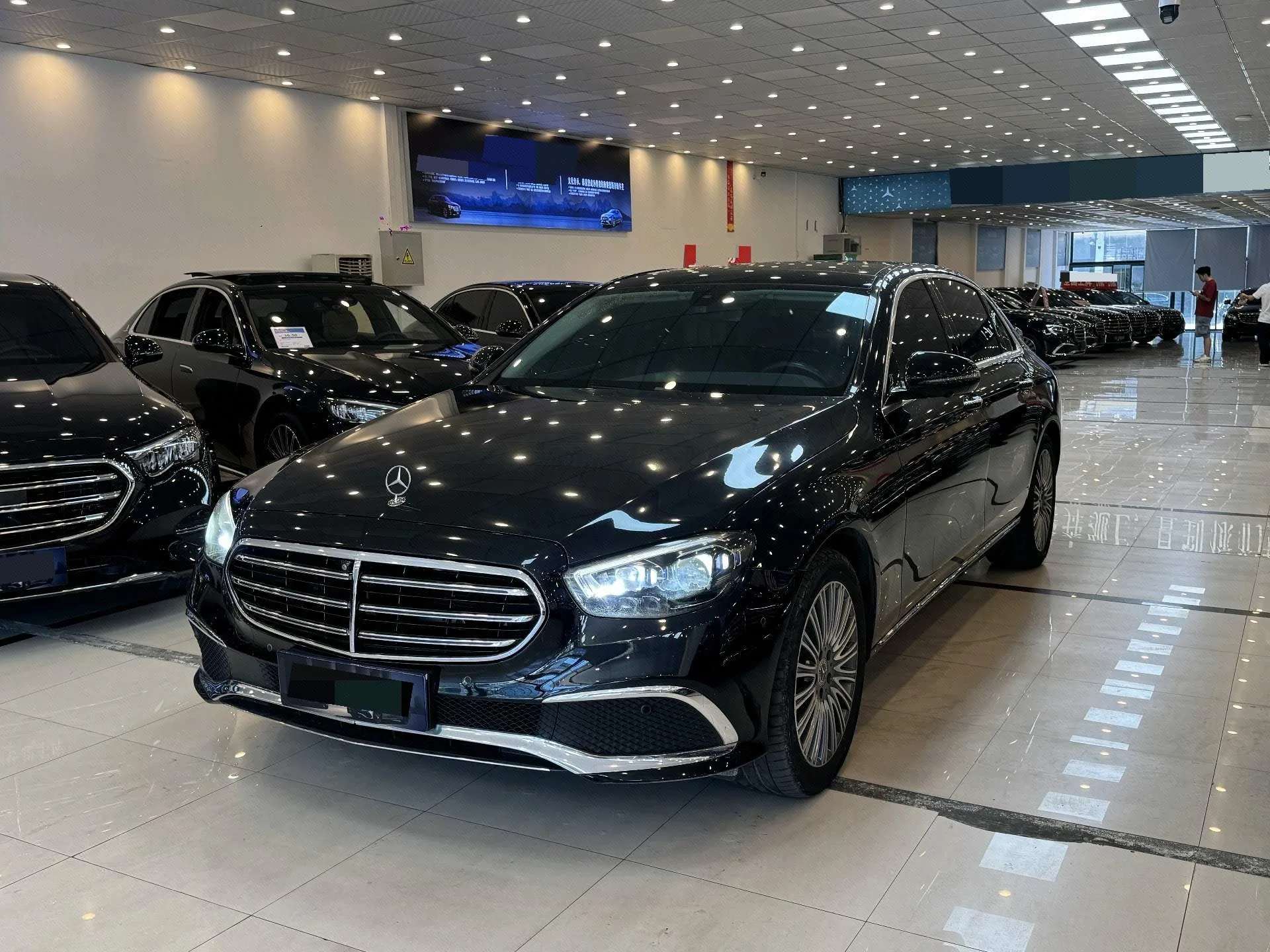 Mercedes-Benz E-Class 2022 Facelift E 300 L Luxury