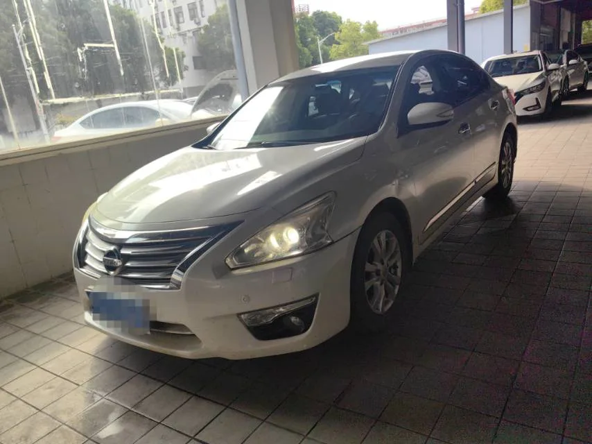 Teana 2013 2.5L XL Leading Edition