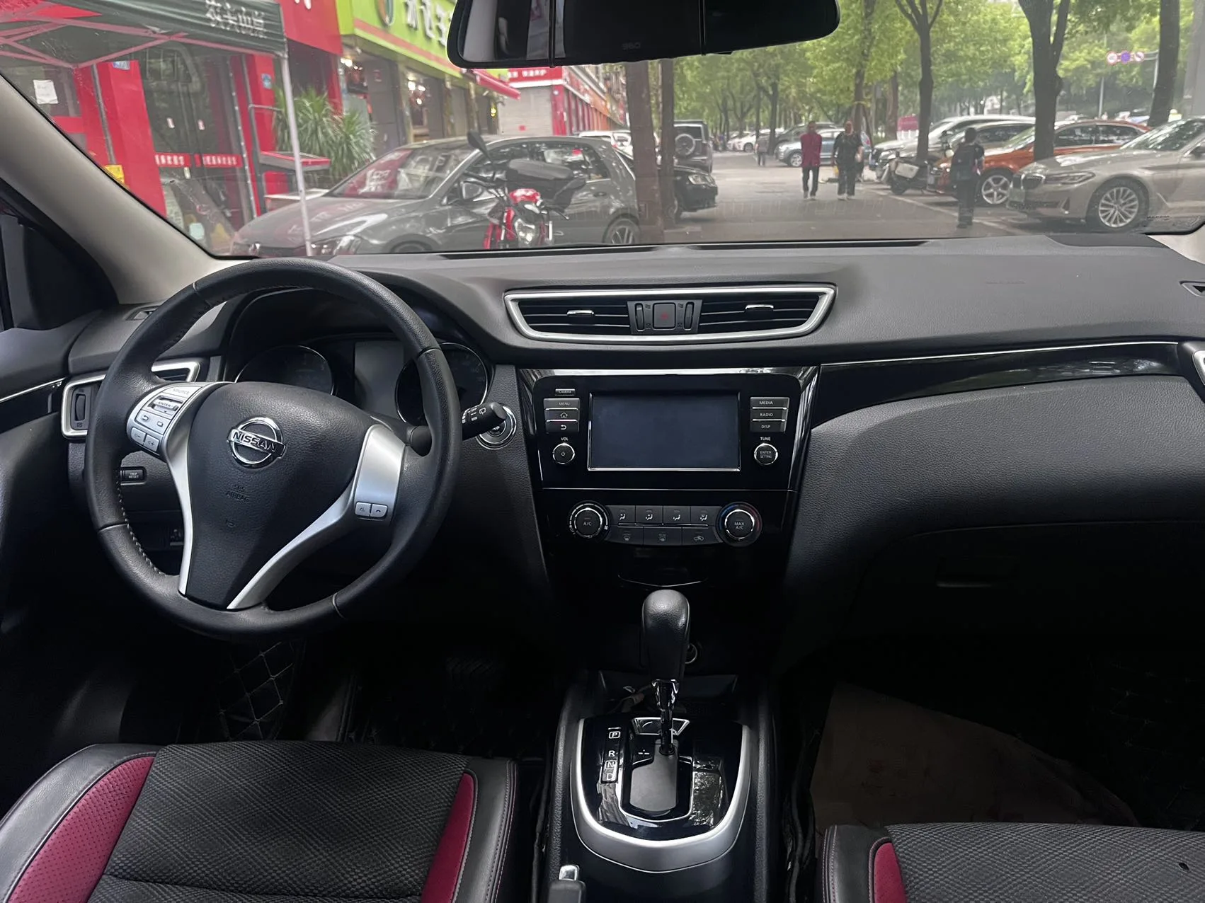 Nissan Qashqai 2017 2.0L CVT Luxury Edition (National V Emission Standard)