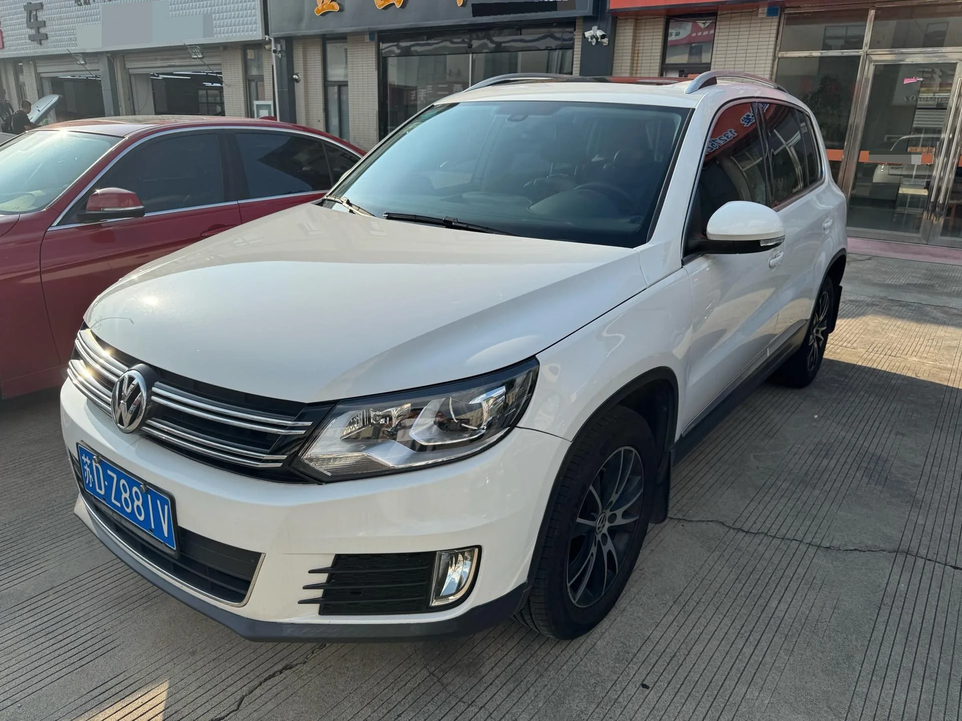 2016 Tiguan 300TSI Automatic Front-Wheel Drive Luxury Edition