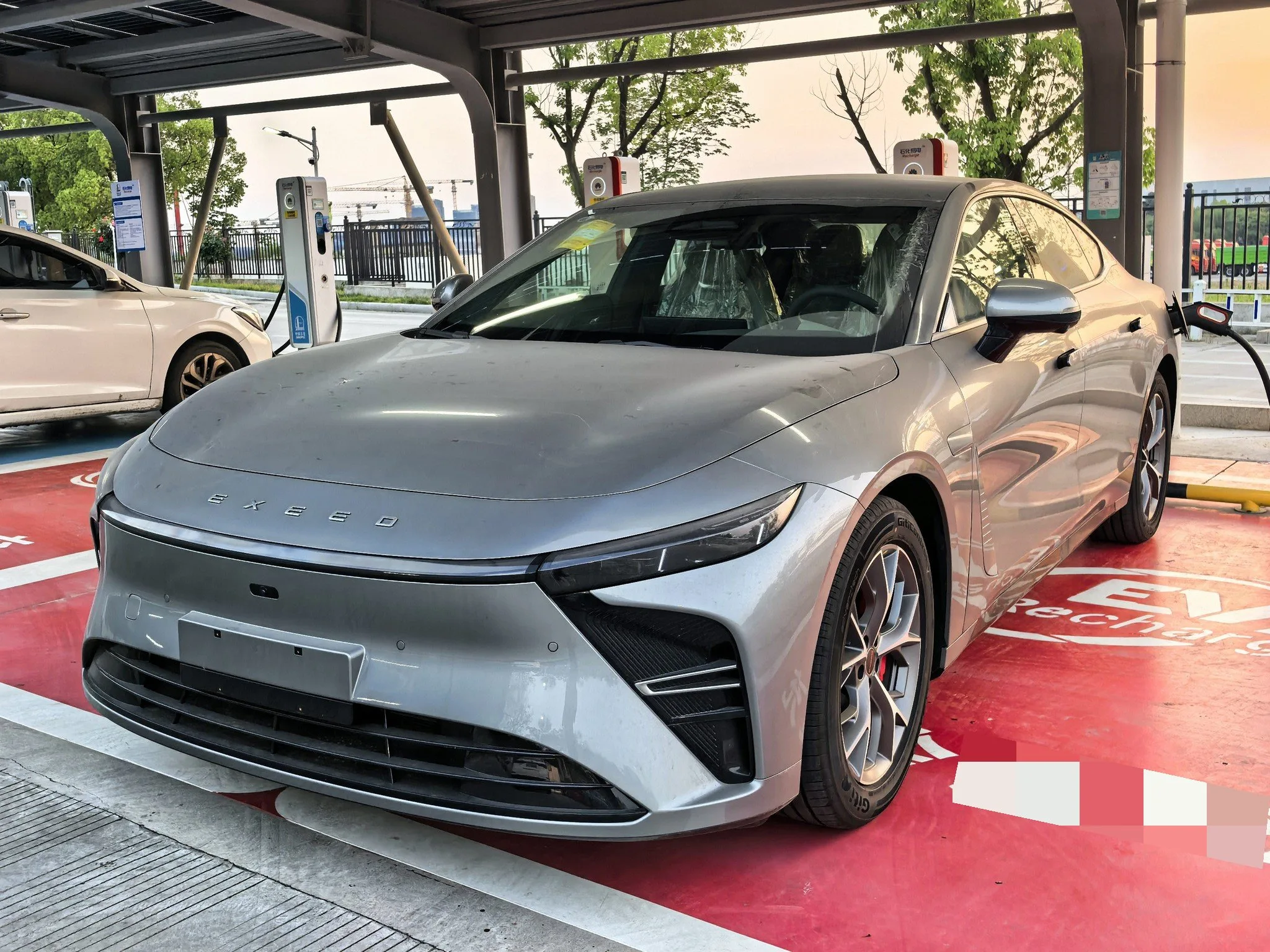 Exeed 2025 ES Pro High-Speed Driving Assistance Automatic Transmission