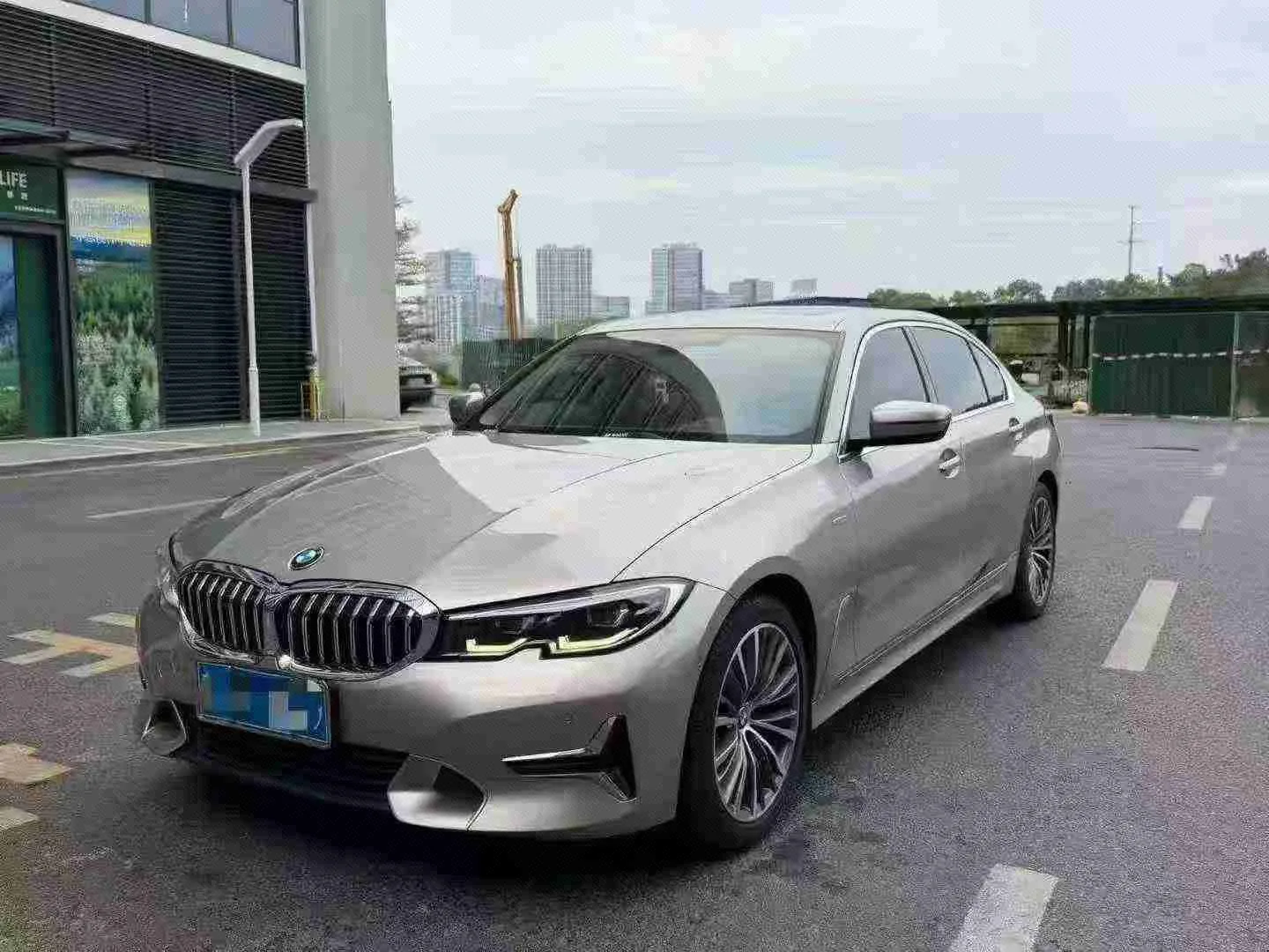 BMW 3 Series 2020 325Li First Edition