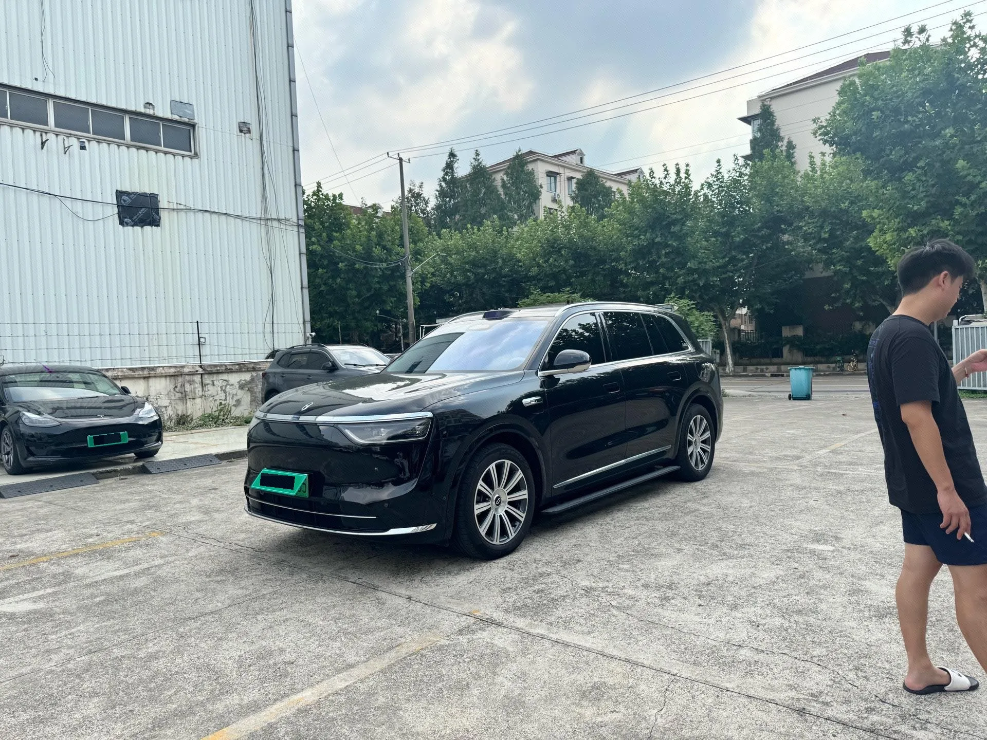 Wenjie M8 2025 Range Extended Max+ Version 53.4kWh 6-Seater