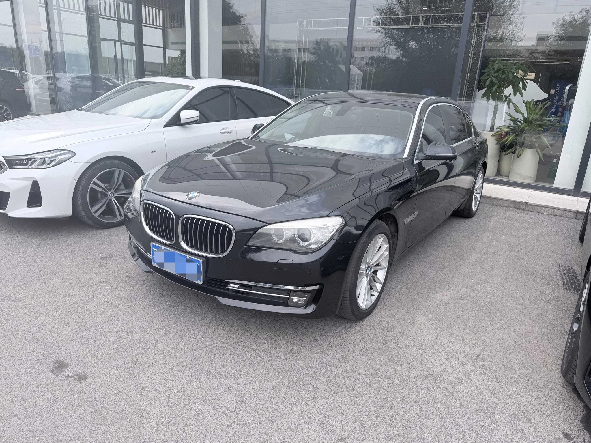 BMW 7 Series 2014 Model Year 730Li Luxury Edition