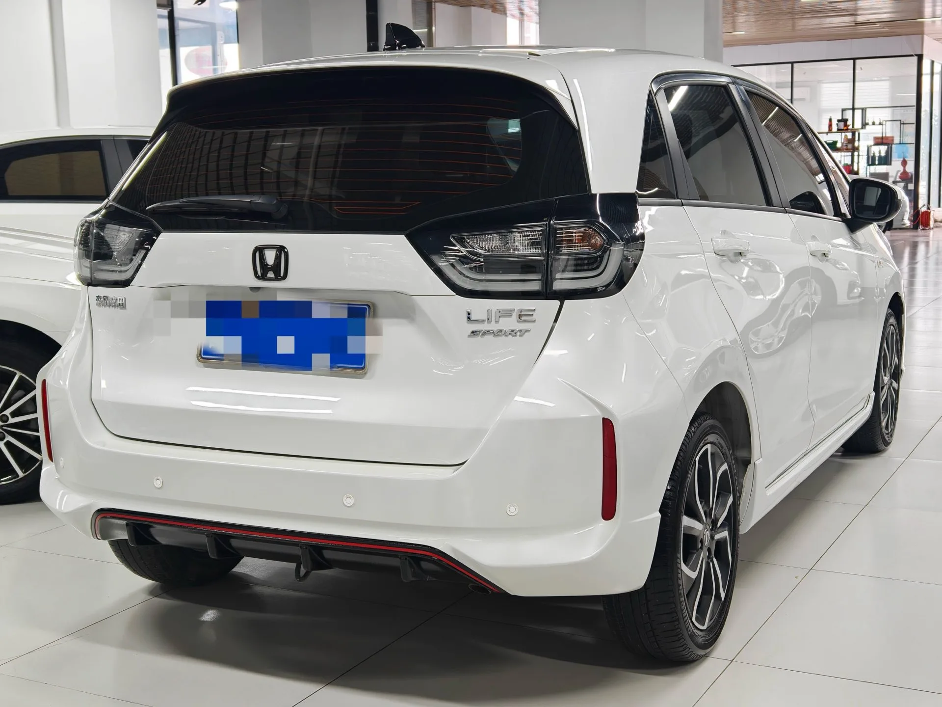 LIFE 2021 1.5L CVT SPORT Edition