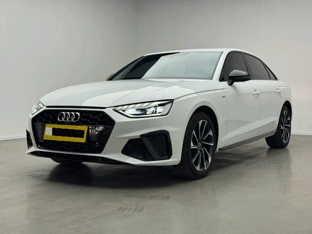 Audi A4L 2023 40 TFSI Luxury Dynamic