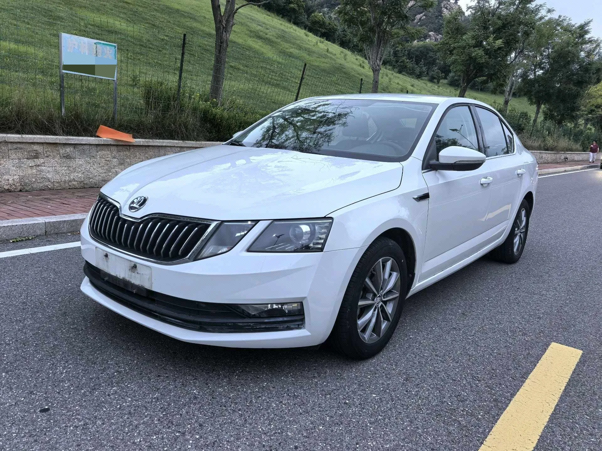 Octavia 2018 1.6L Automatic Comfort Edition