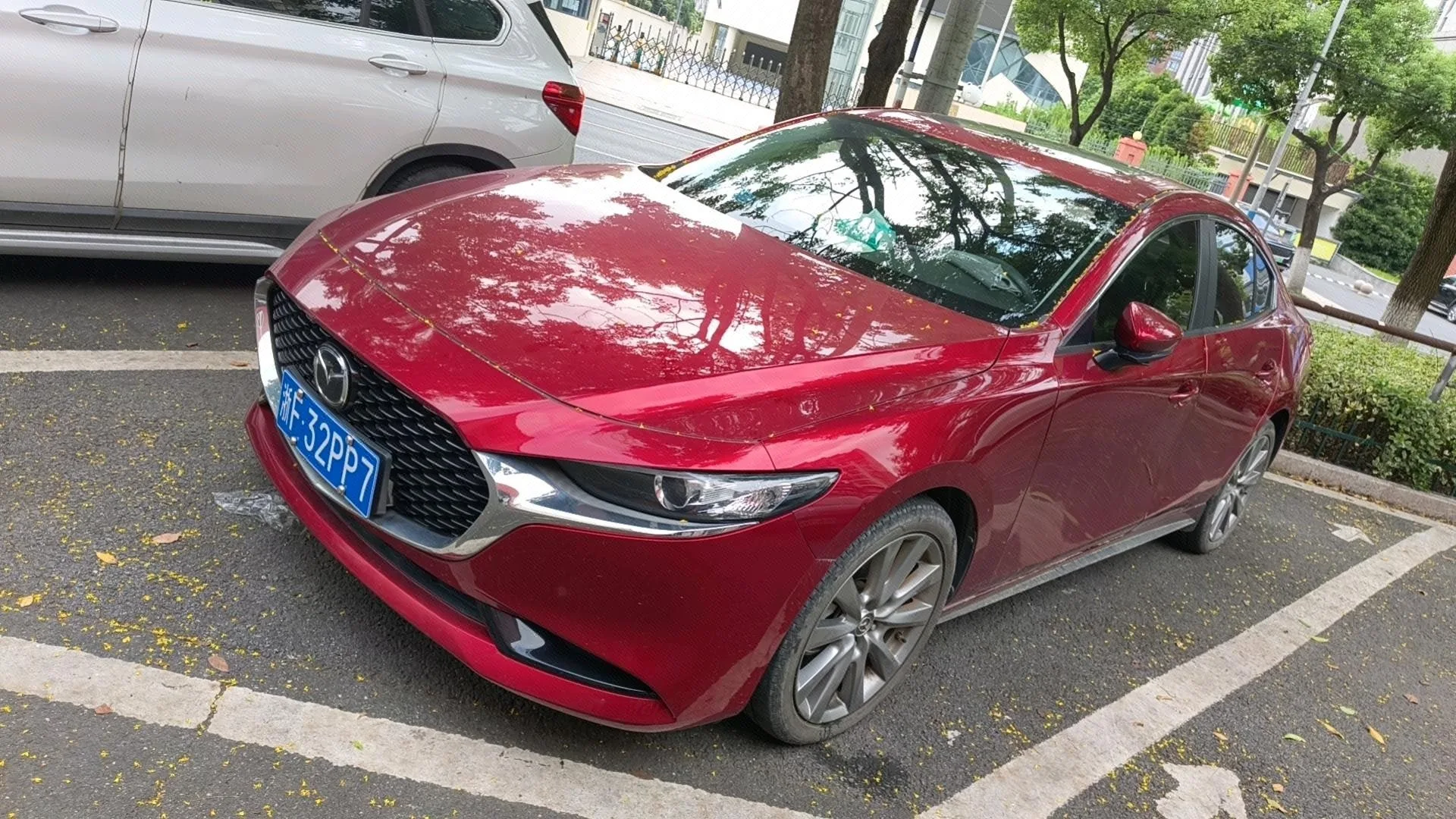 Mazda3 Axela 2022 2.0L Automatic Premium Edition