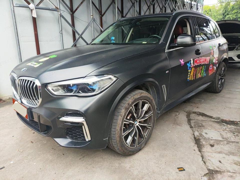 BMW X5 2022 xDrive 30Li Luxury M Sport Package