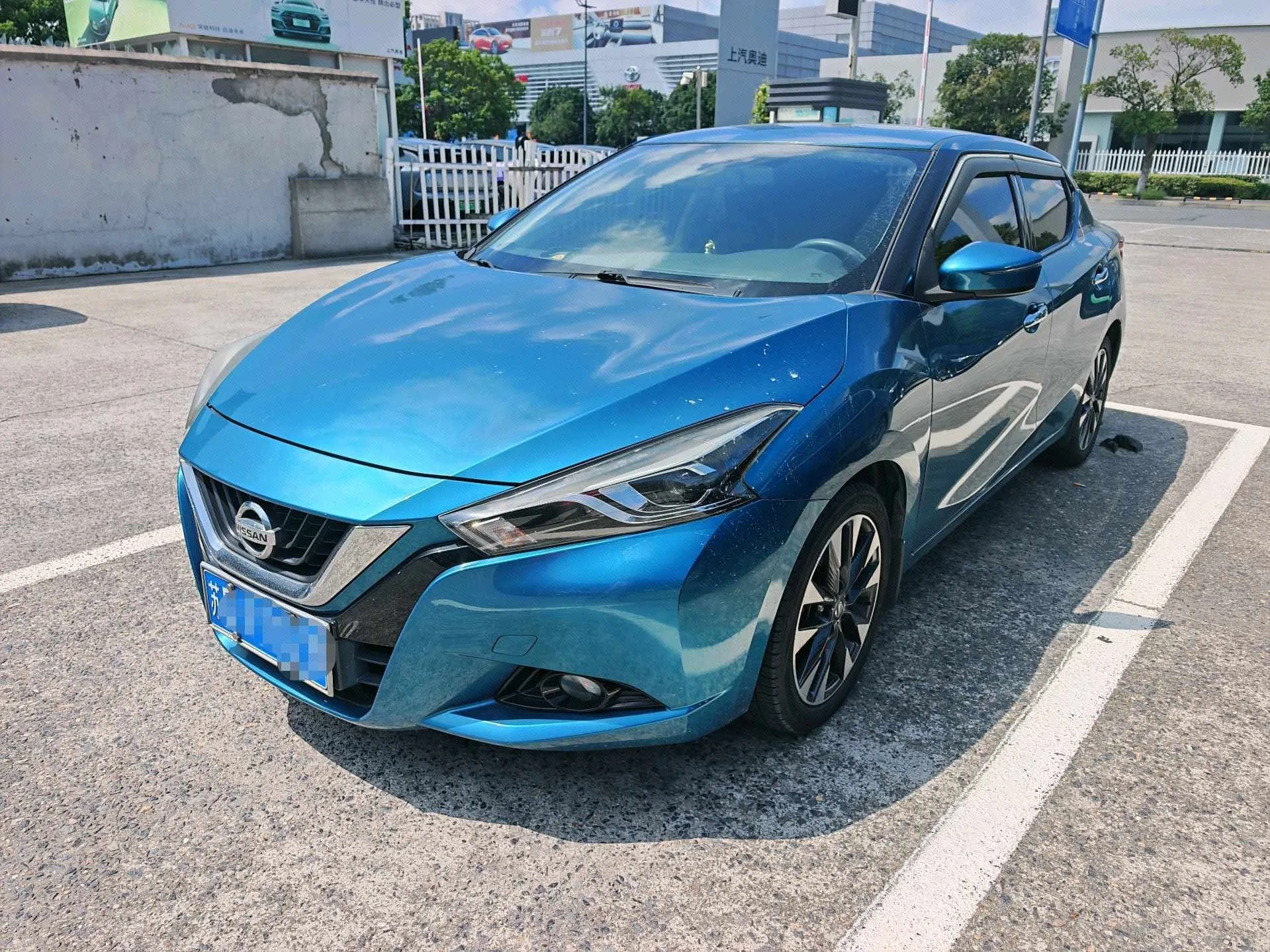 Nissan Bluebird 2016 1.6L CVT Smart Edition