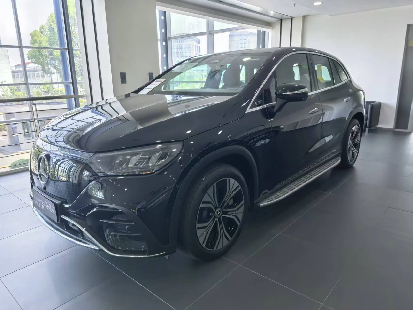 2024 Mercedes-Benz EQE SUV 500 4MATIC Pioneer Edition