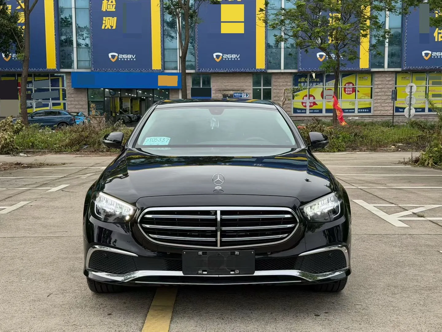 Mercedes-Benz E-Class 2023 E 300 L Fashion Edition