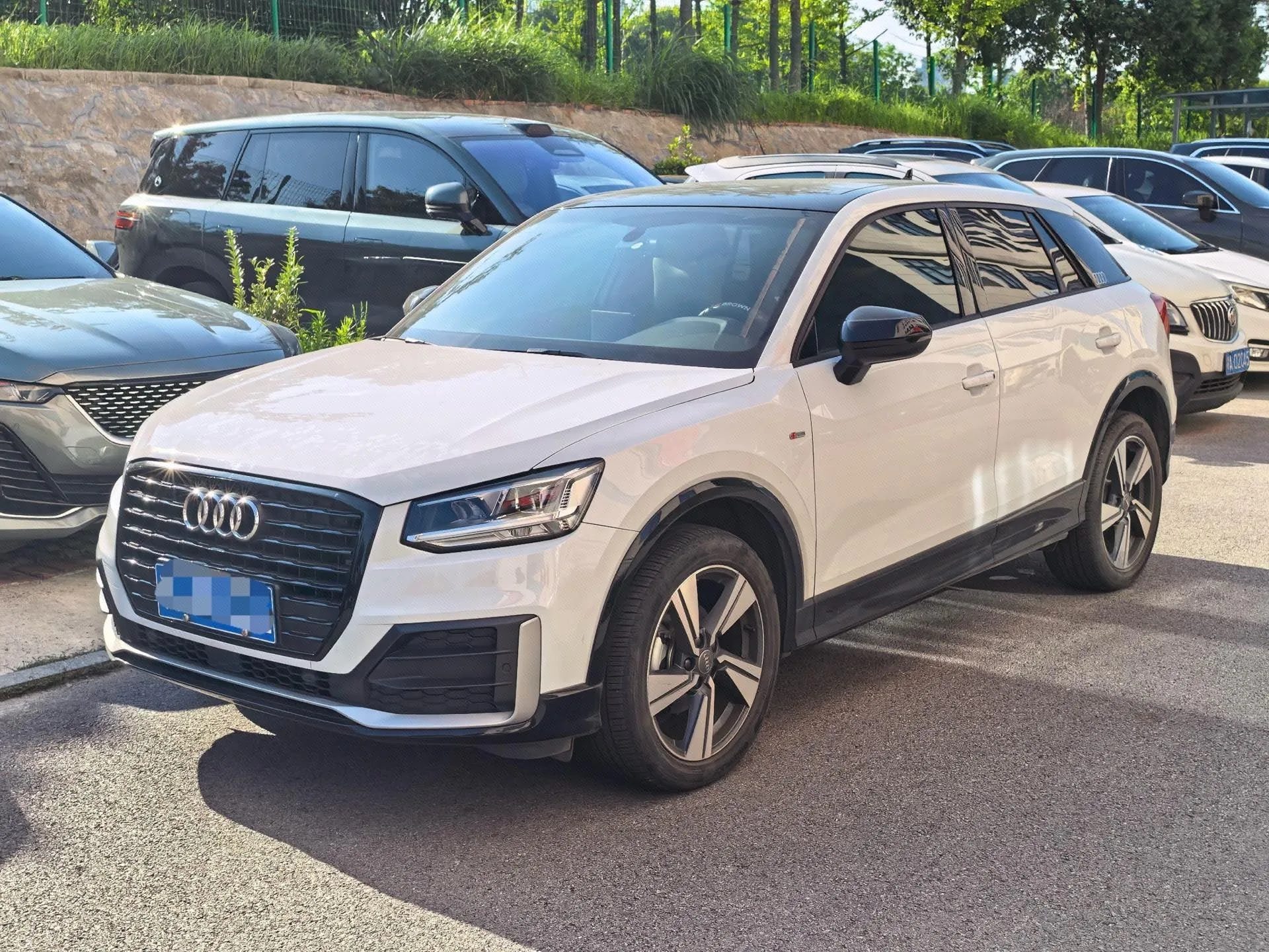 Audi Q2L 2020 35 TFSI Fashion Dynamic Edition
