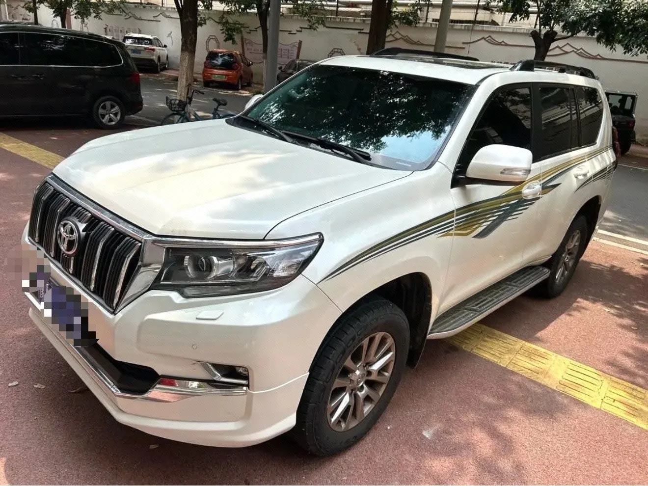 2019 Toyota Prado 3.5L Automatic TX-L Premium Edition with Rear-Mounted Spare Tire