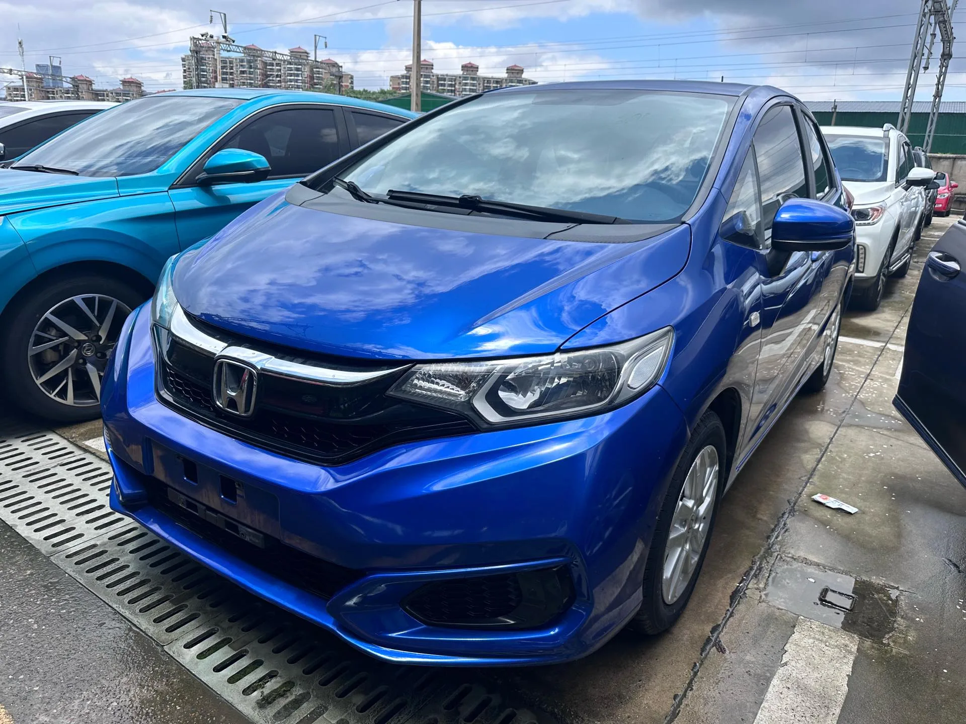 Honda Fit 2018 1.5L CVT Comfort Sunroof Edition