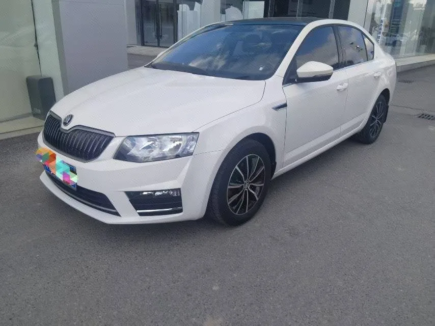 Octavia 2017 1.6L Automatic Smart Edition