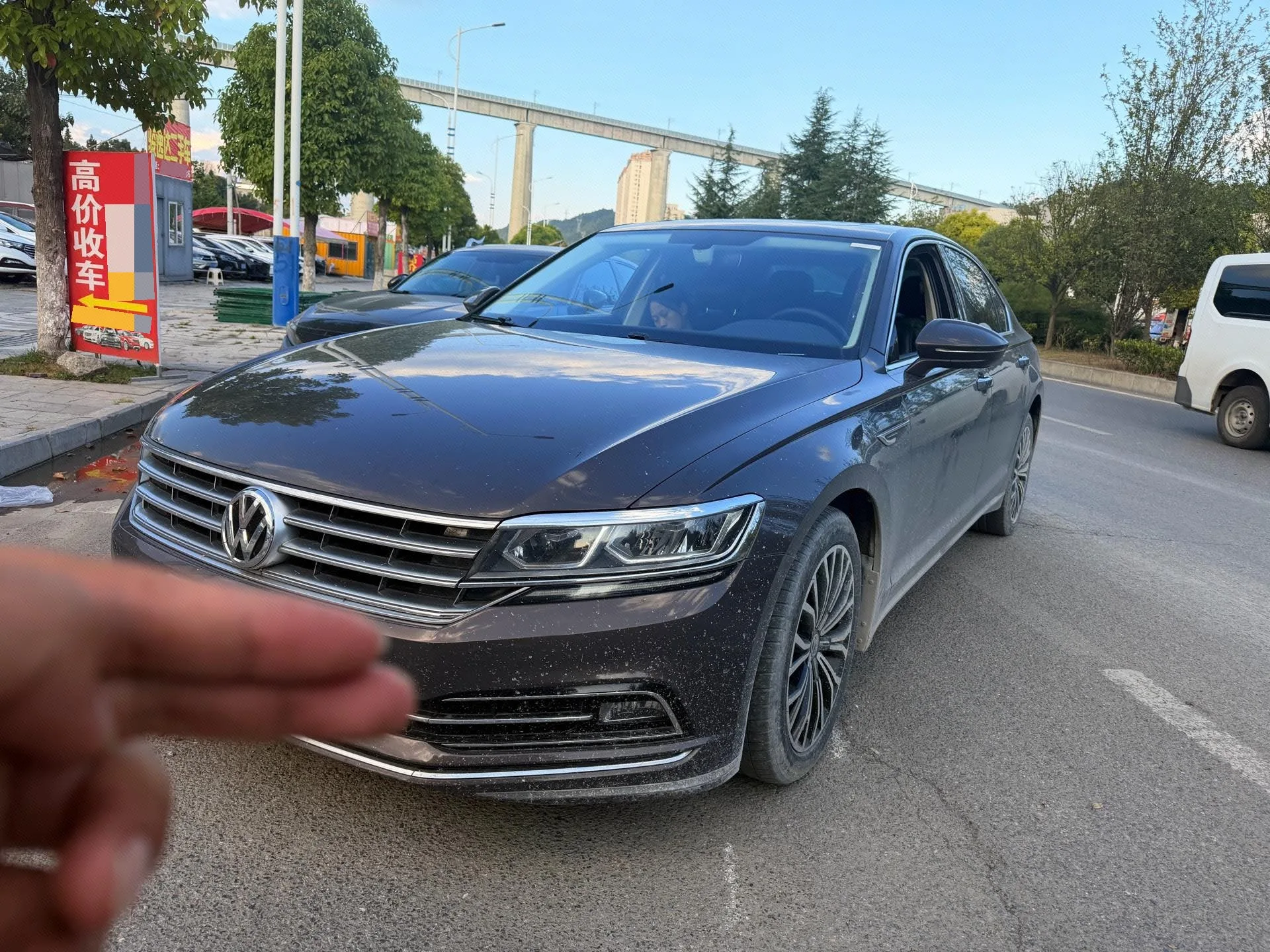 Phideon 2018 380TSI Front-Wheel Drive Business Edition