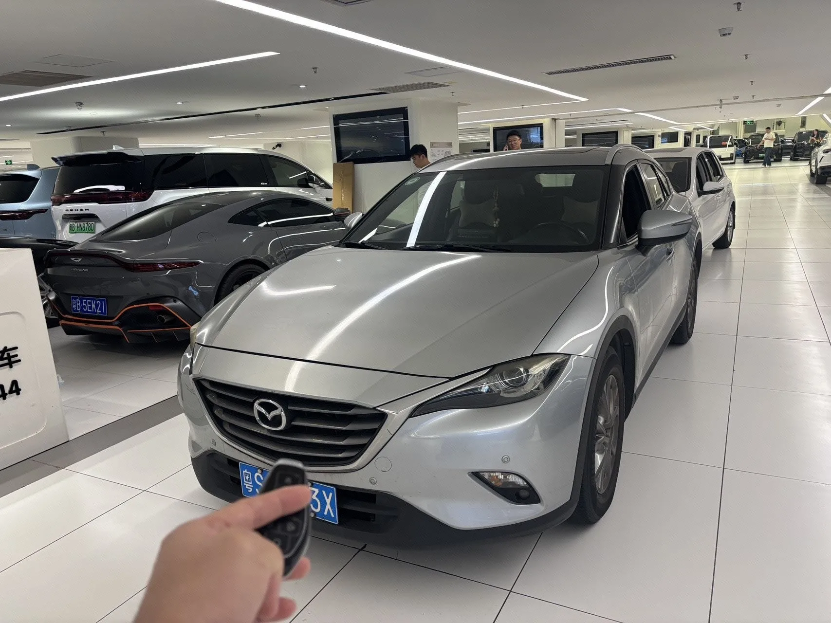 Mazda CX-4 2018 2.0L Automatic 2WD Blue Sky Premium Upgrade Edition (China VI Emission Standard)