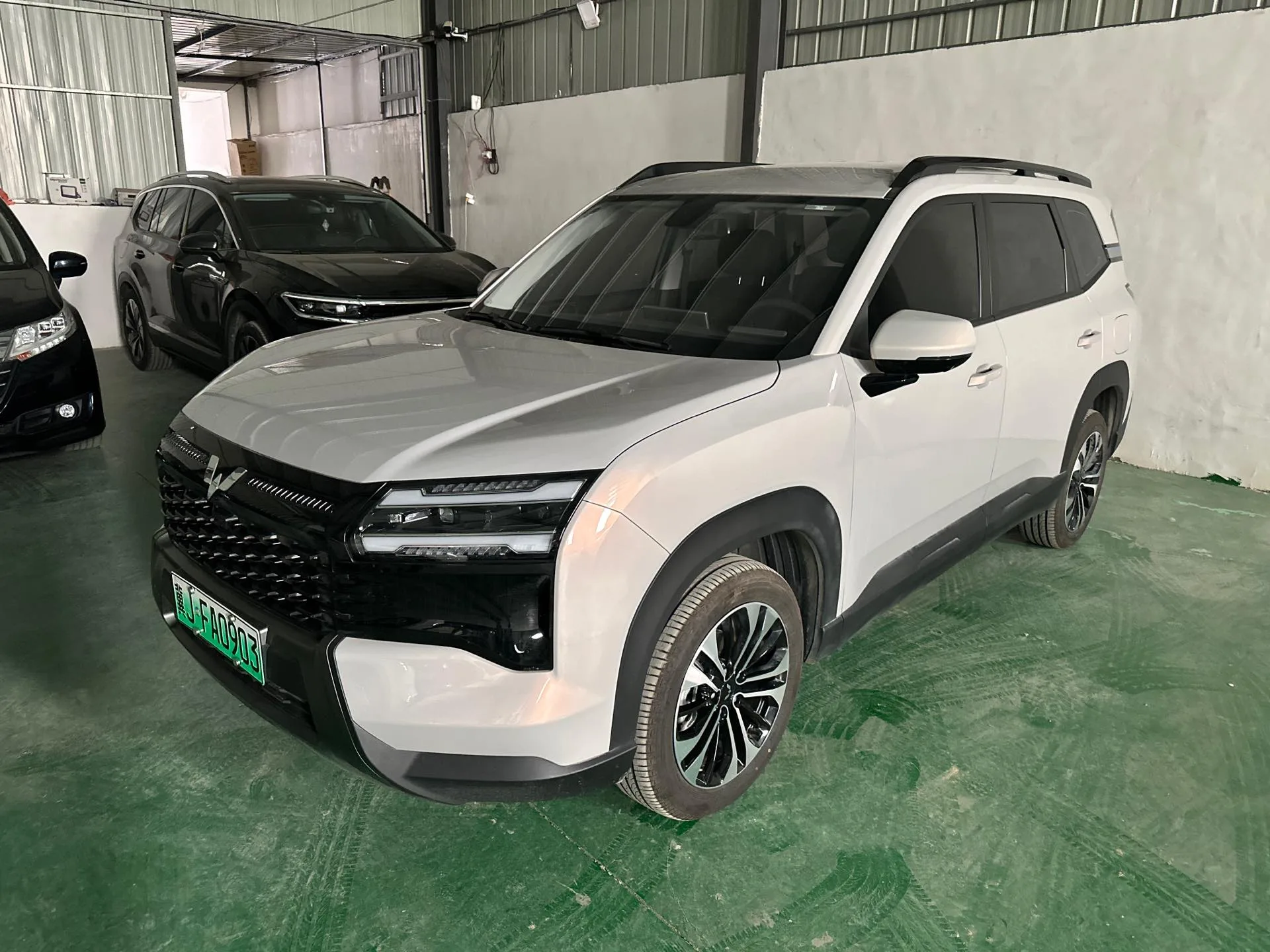 Wuling 2026 Starlight 560 1.5 CVT Luxury Automatic Transmission (125km/h)