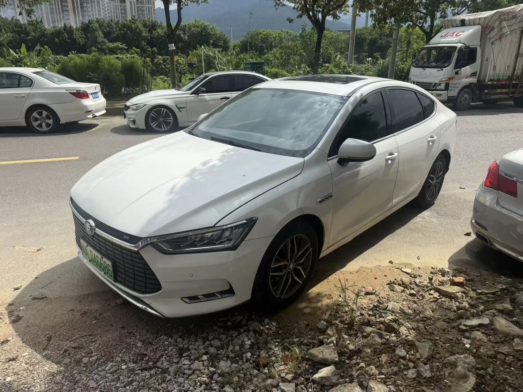 Qin Pro New Energy 2019 EV Super Performance Edition, Standard Edition Smart Connect Premium Model