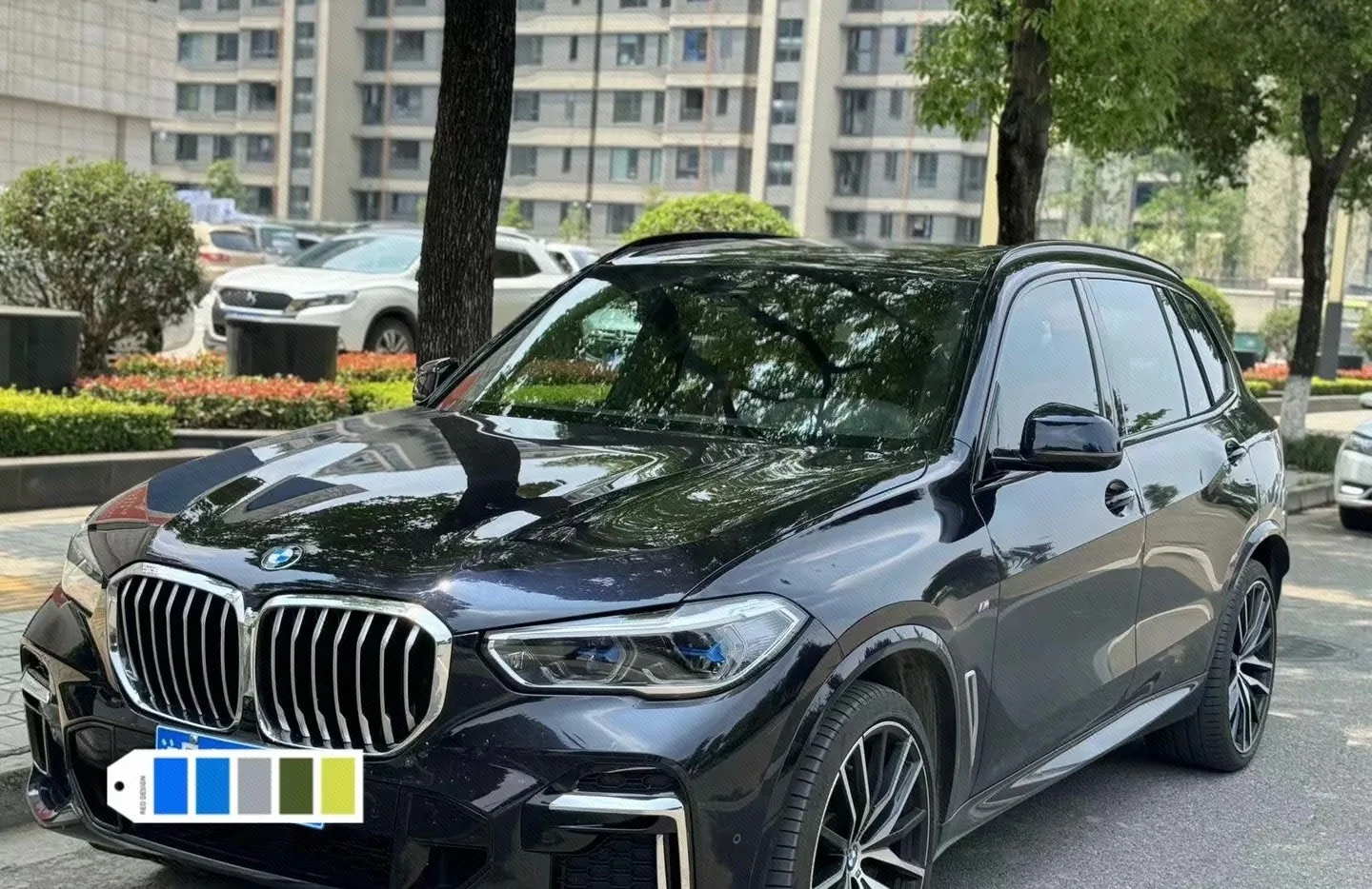 2022 BMW X5 xDrive 40Li Premium Edition with M Sport Package