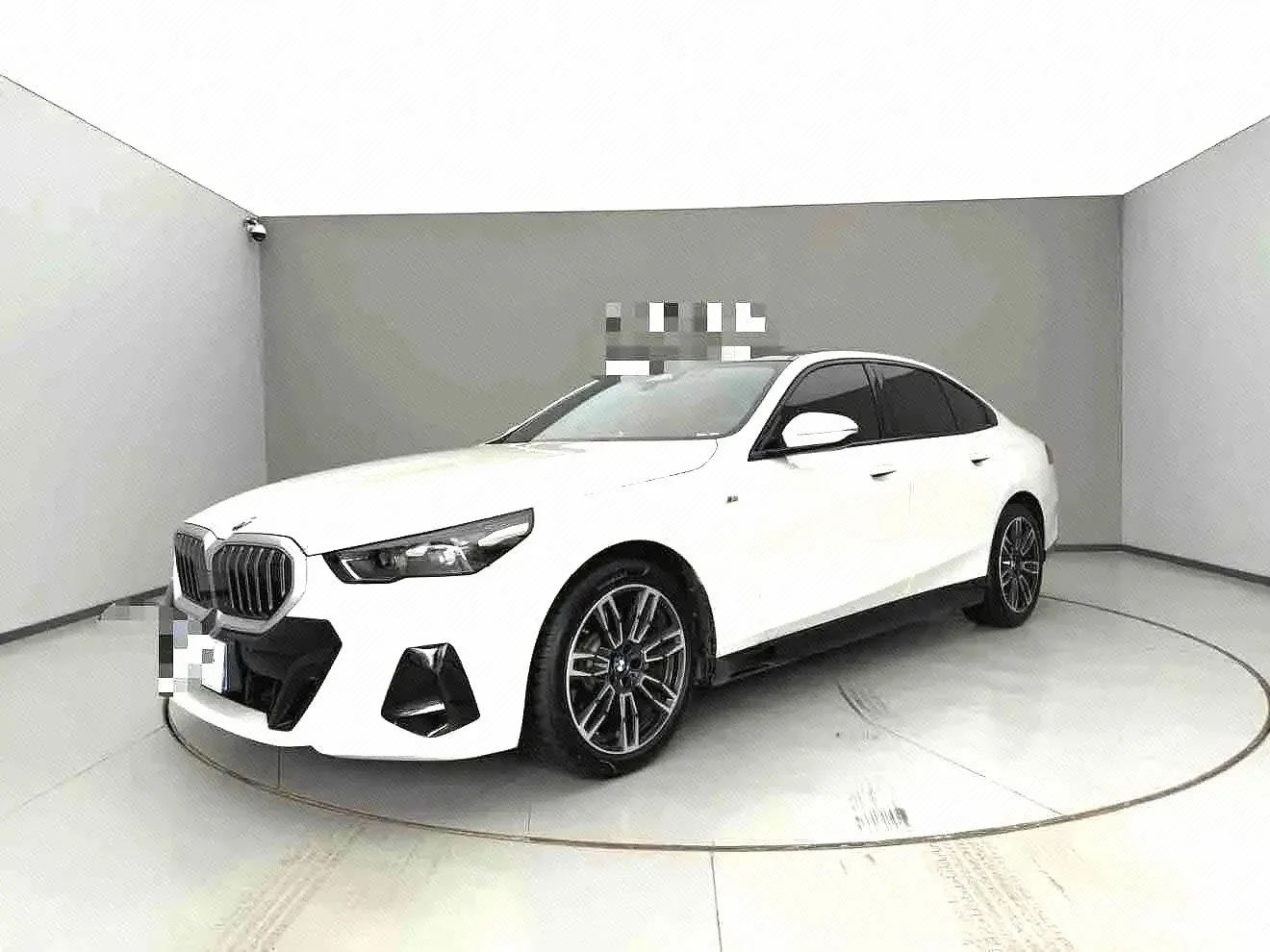 BMW 5 Series (Imported) 2024 525i 48V 2.0T M Sport Package Automatic
