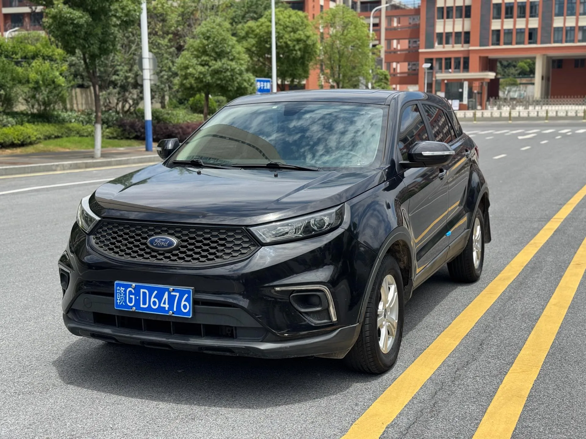 2020 Lynk & Co Lynk & Co S EcoBoost 145 CVT Premium Edition