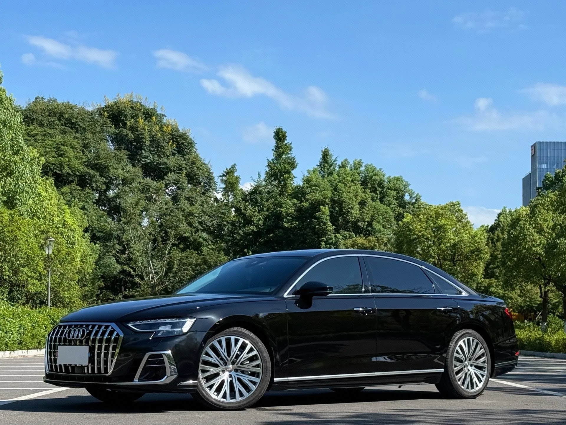 2018 Audi A8 A8L 55 TFSI quattro Luxury